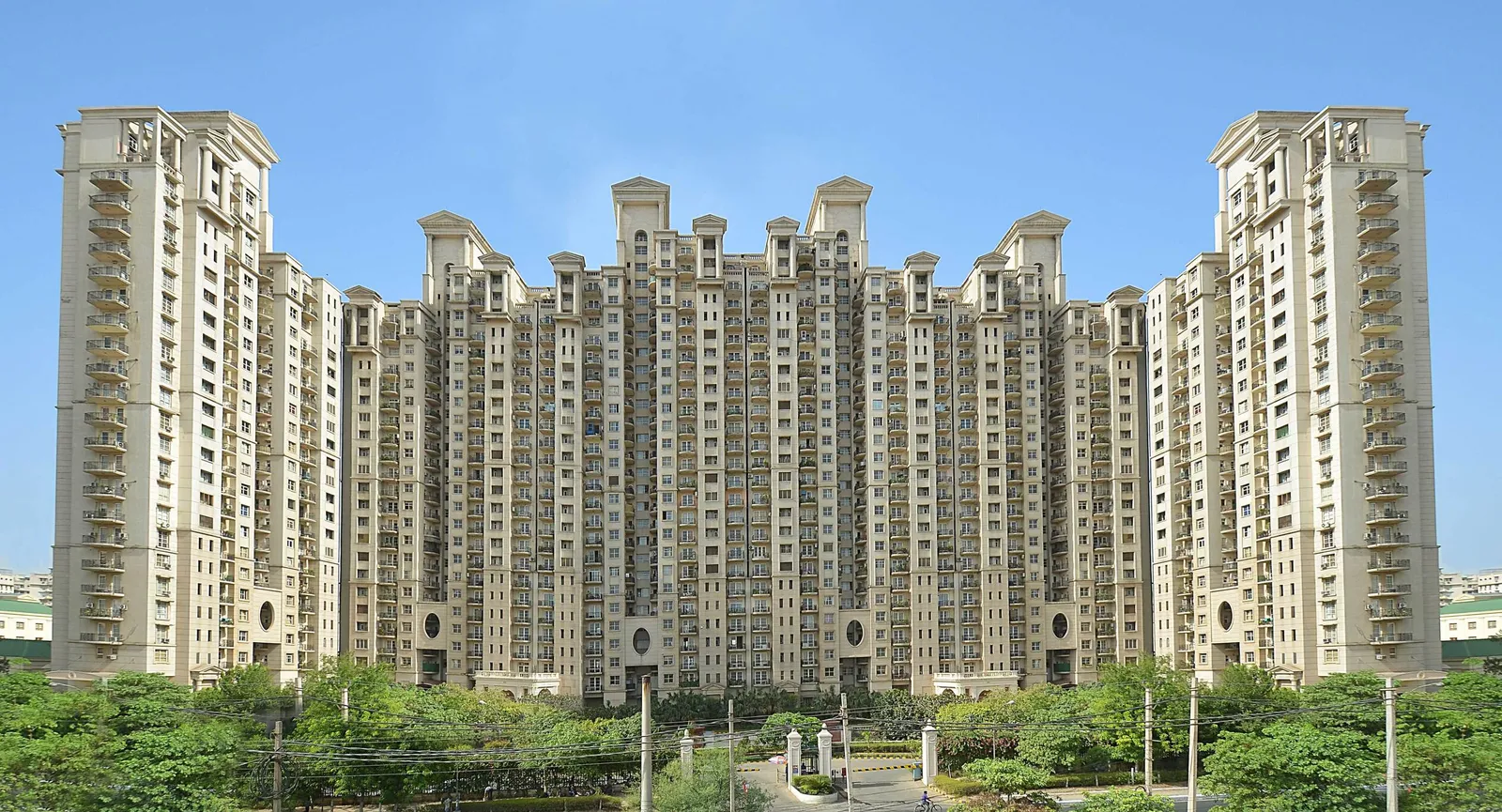 Hamilton court